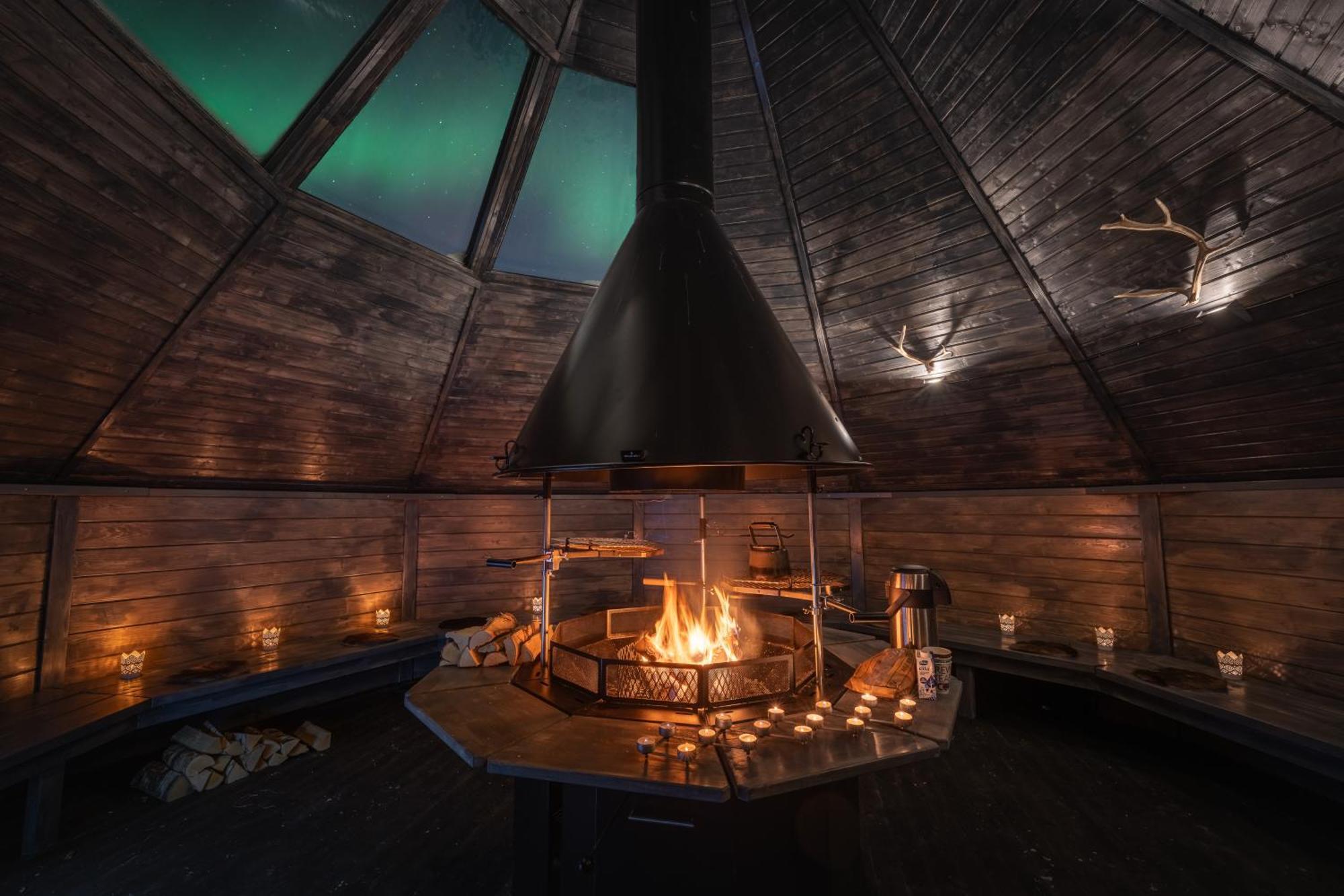 Kuukkeli Log Houses Aurora Resort Saariselka Bagian luar foto