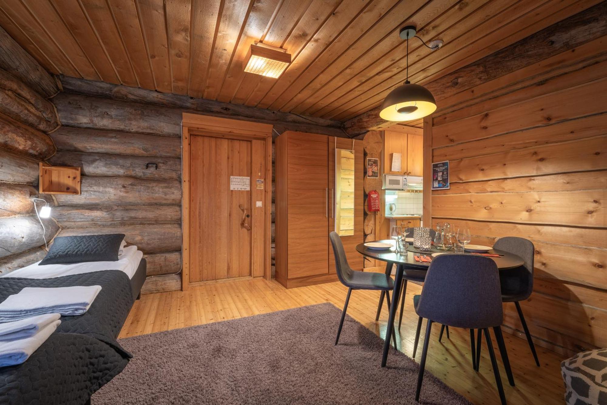 Kuukkeli Log Houses Aurora Resort Saariselka Ruang foto